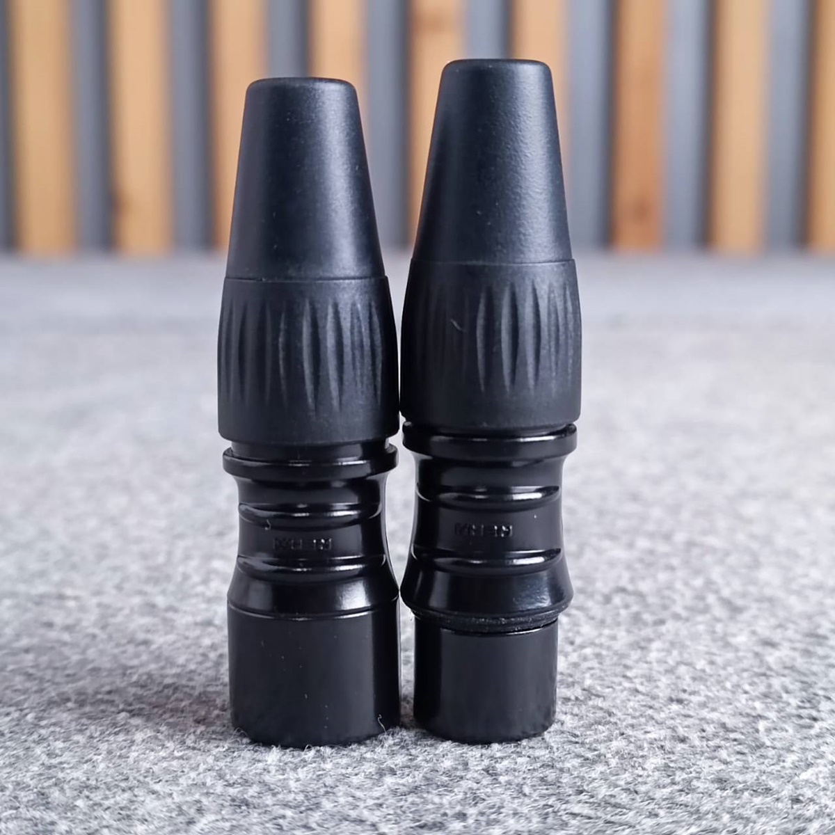 (1คู่ ผู้+เมีย) สีดำ REAN XLR ตัวผู้ + XLR ตัวเมีย RCX3F-M-012-1 + RCX3M-M-012-1 by NEUTRIK เอไอ-ไพศาล