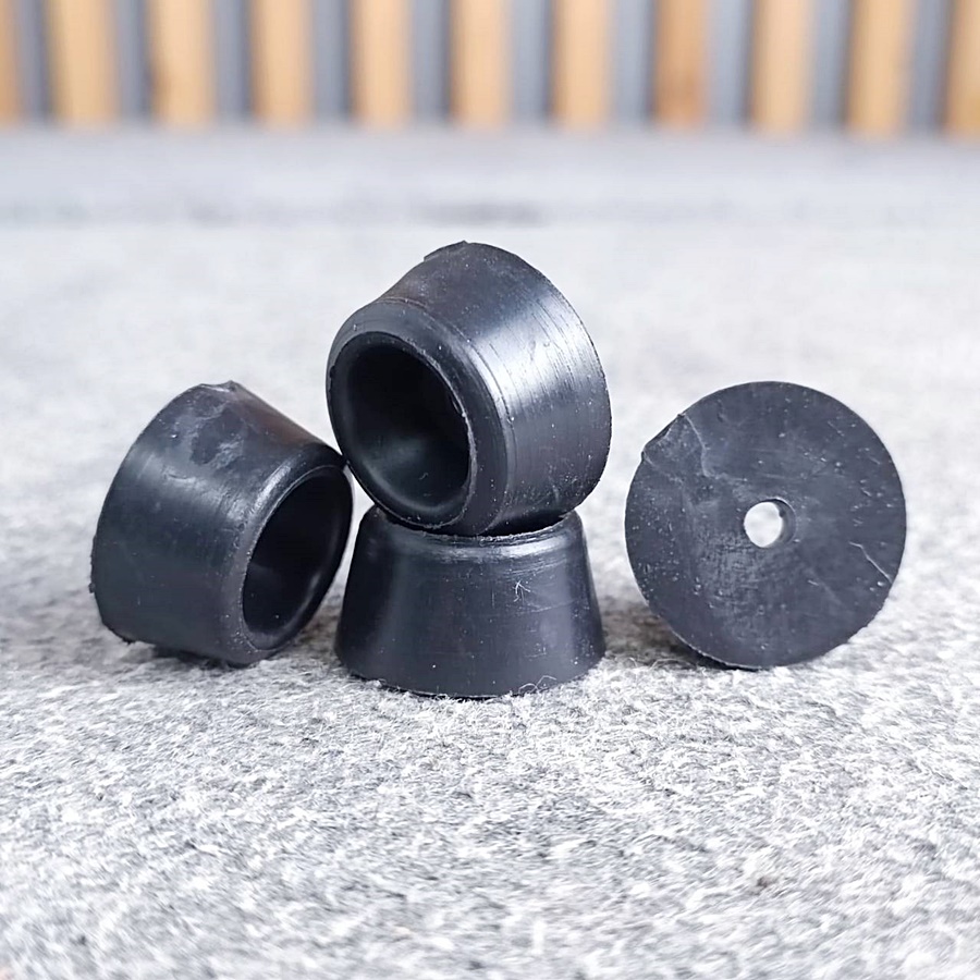 แพ็ค4อัน ยางรองแท่น1นิ้ว ยางรอง ยางกันกระแทก ยางรอง1นิ้ว ยางรองตู้ลำโพง ลูกยาง 1นิ้ว เอไอ-ไพศาล