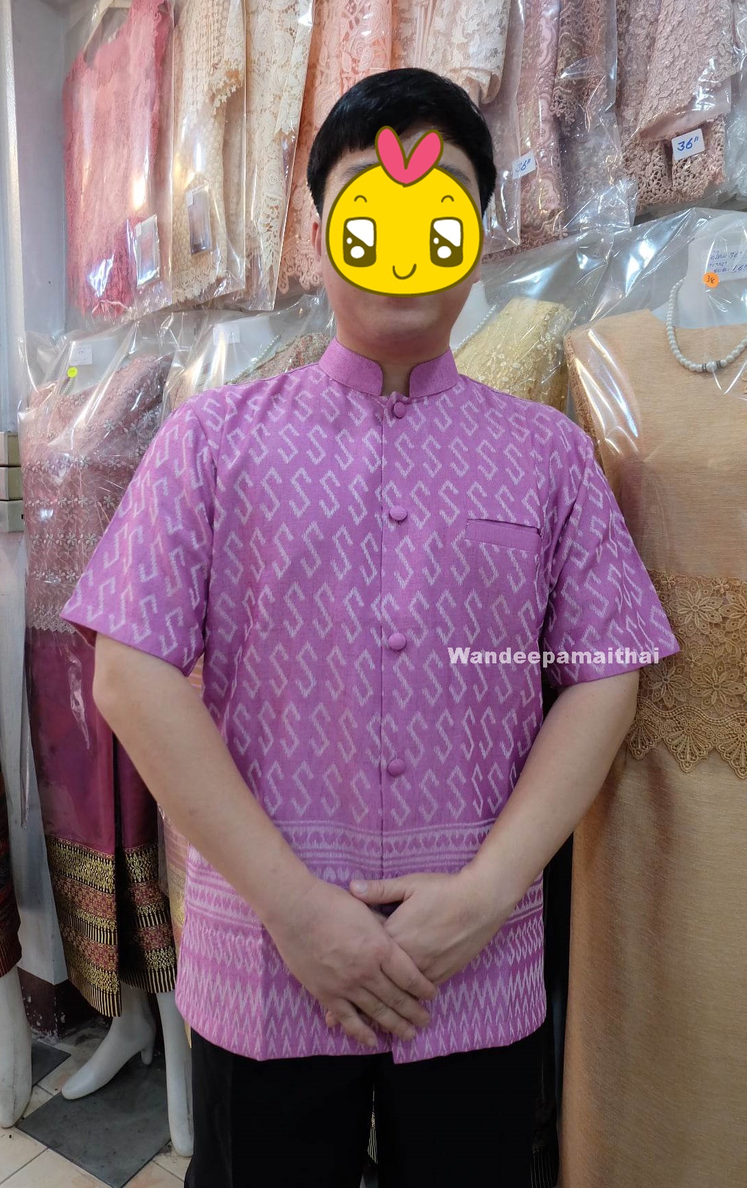 เสื้อชาย เสื้อลายขอชาย สีม่วง คอตั้ง คอพระราชทาน ผ้าลายขอ ผ้าฝ้ายย้อมคราม ผ้าทอเนื้อดีไม่ใช่ผ้าพิมพ์ลายนะคะ เบอร์ M