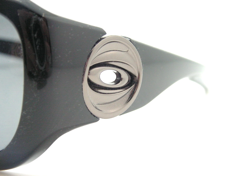 แว่นกันแดด Oakley Flaunt Polarized สี Polished Black สวยมากมายค่ะ ของแท้และถูกที่สุด ส่งตรงจากUS.ค่ะ