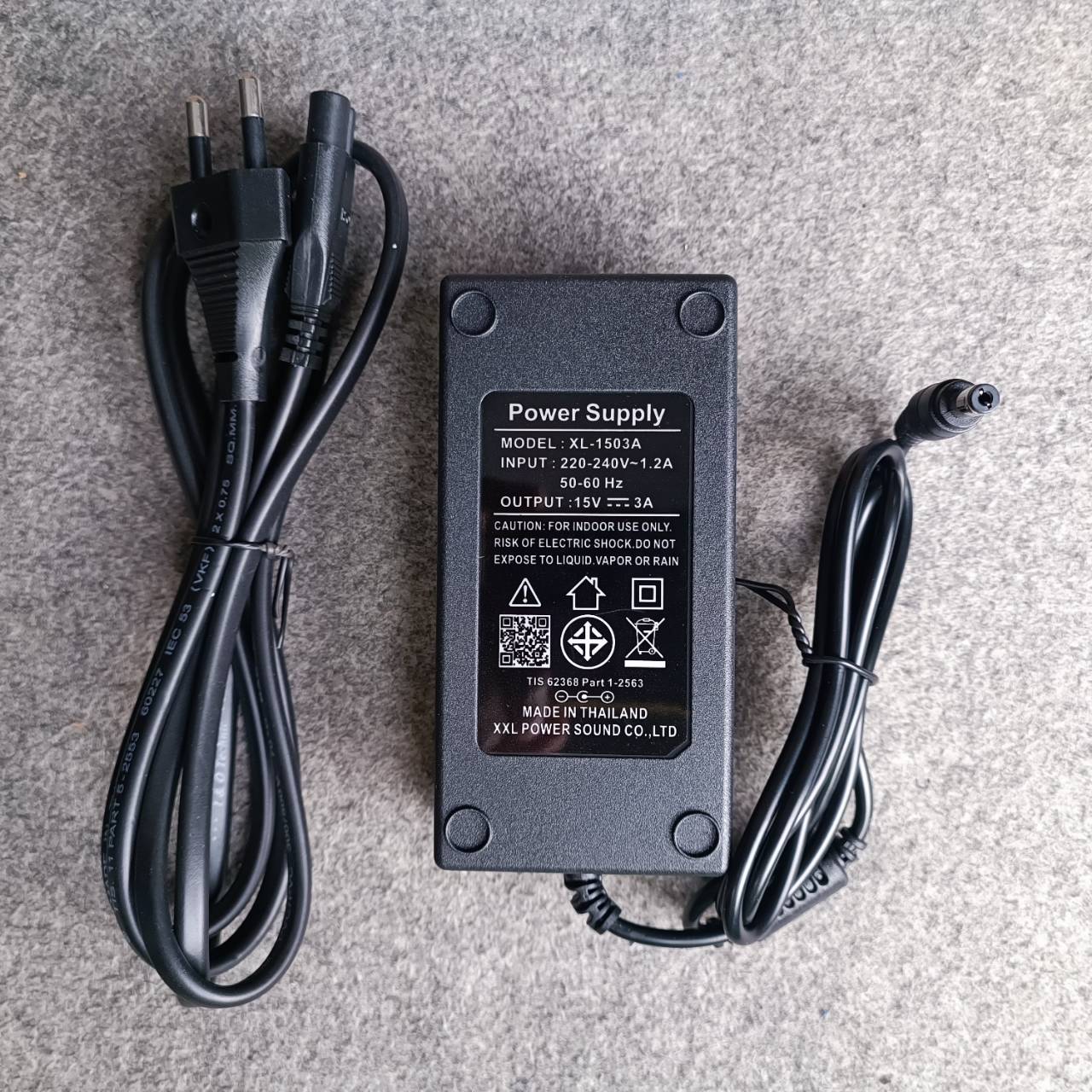 BIK USK15V ตู้ลำโพง15นิ้ว มีขยาย ไมค์ลอย2ตัว รับสัญญาณบลูทูส ชาร์จแบตได้ USK 15 V USK-15V ตู้ลำโพงอเนกประสงค์