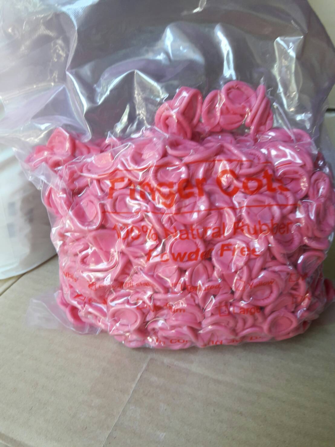 ถุงนิ้วยางป้องกันไฟฟ้าสถิตย์ สีชมพู ( Pink Finger Cots )