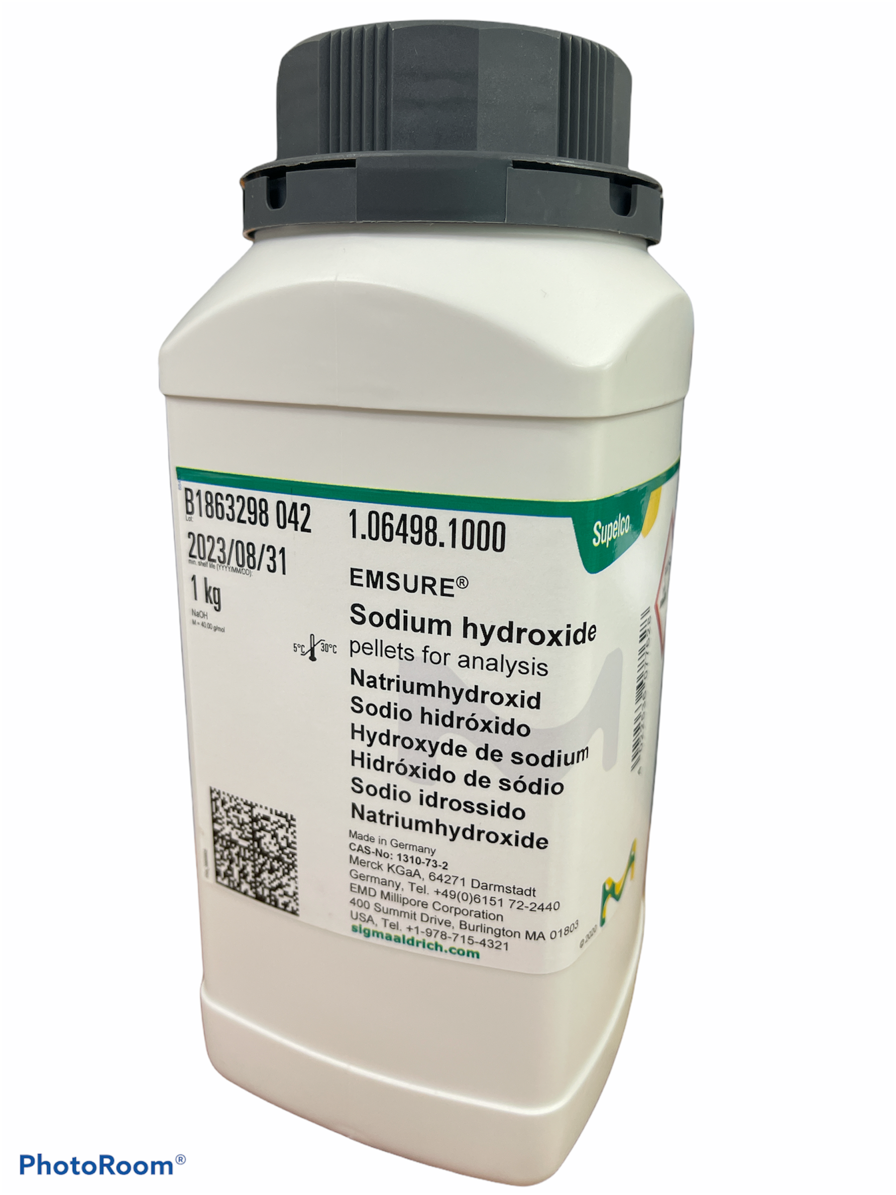 Sodium hydroxide AR grade, 1 kg (Merck)