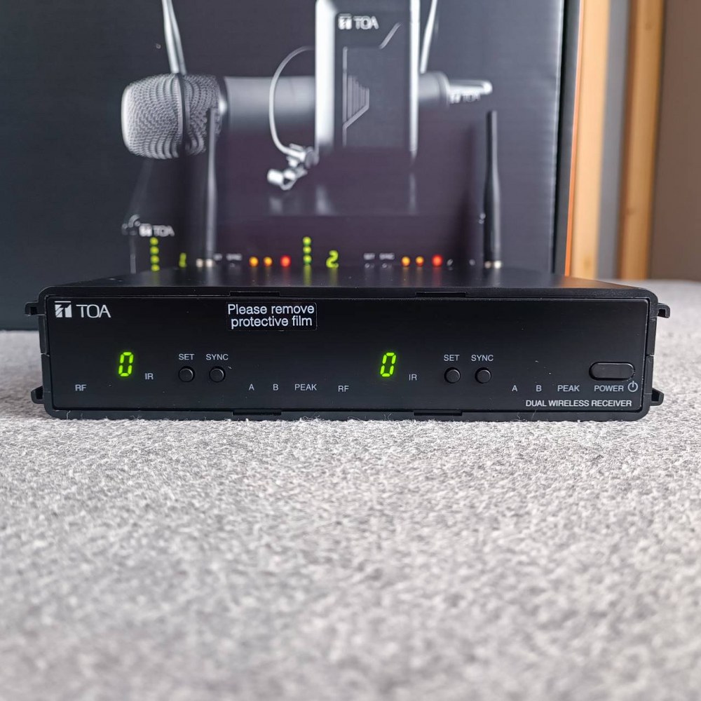 TOA WS-422 AS ไมค์ลอย ถือคู่ ย่าน UHF ความถี่ตอบสนอง 80 Hz - 15,000 Hz ติดตั้งสะดวกรวดเร็วใช้งานง่าย ใช้ถ่าน AA WS 422 AS WS422 AS WS 422AS WS422AS เอไอ-ไพศาล