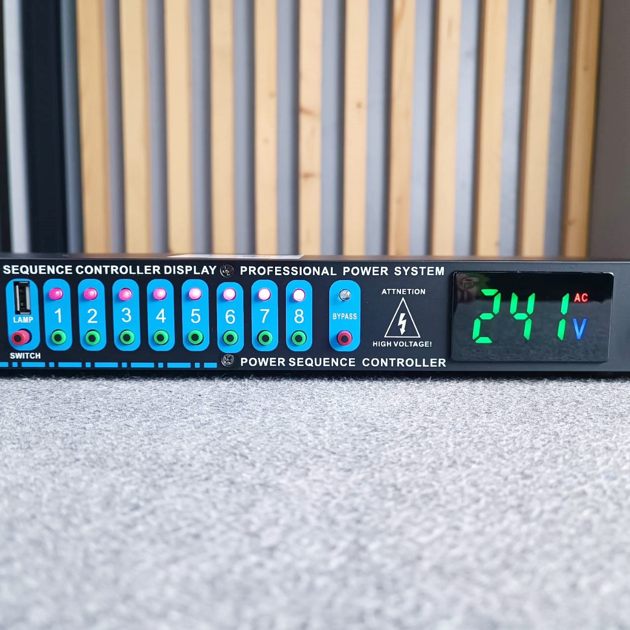 HOTROCK SR-328 B+ ปลั๊กซีเควนซ์ ปลั๊กไฟติดแร็ค ปลั๊กแร็ค รางปลั๊กไฟ ปลั๊กไฟ ปลั๊กไฟตู้แร็ค ซีเควนซ์เพาเวอร์ดิสทริบิวชั่น 8 แชนแนล SR 328 SR328B+ เอไอ-ไพศาล