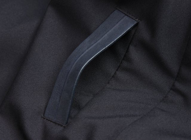 **do** เสื้อคลุม Zegna MOTORIN 100CC MICROFIBER BLOUSON สินค้าใหม่ ของแท้