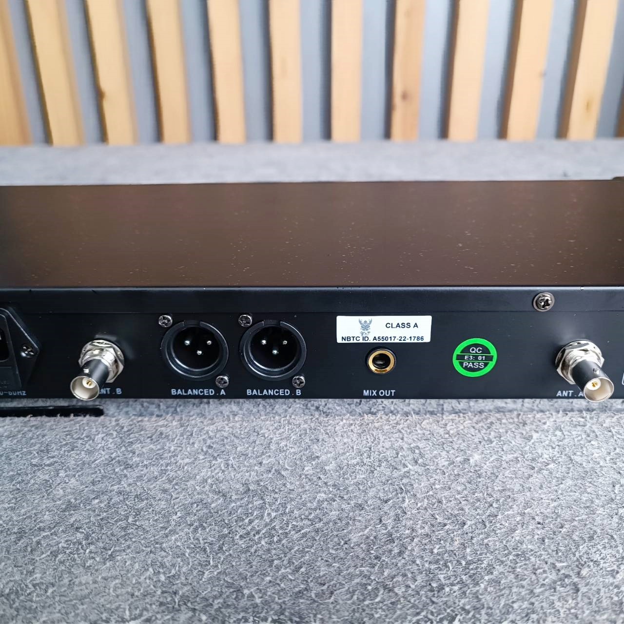 ความถี่ใหม่ กสทช E3 AT-804 ไมค์ลอยหนีบ+คาดคู่ UHF ไมค์ลอย ไมค์ลอยแบบหนีบ AT804 AT 804 ไมค์ลอยคาดคู่ เอไอ-ไพศาล