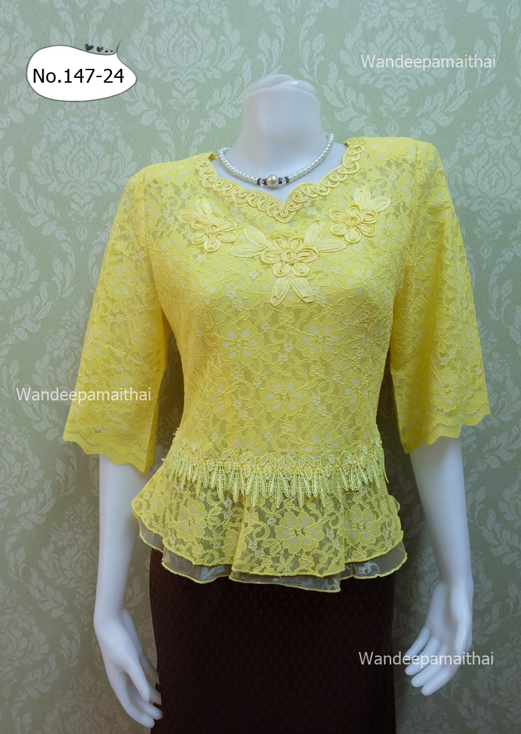 เสื้อลูกไม้ แขน3ส่วน สีเหลือง ลูกไม้สวยเนื้อดี เบอร์42 เล็ก