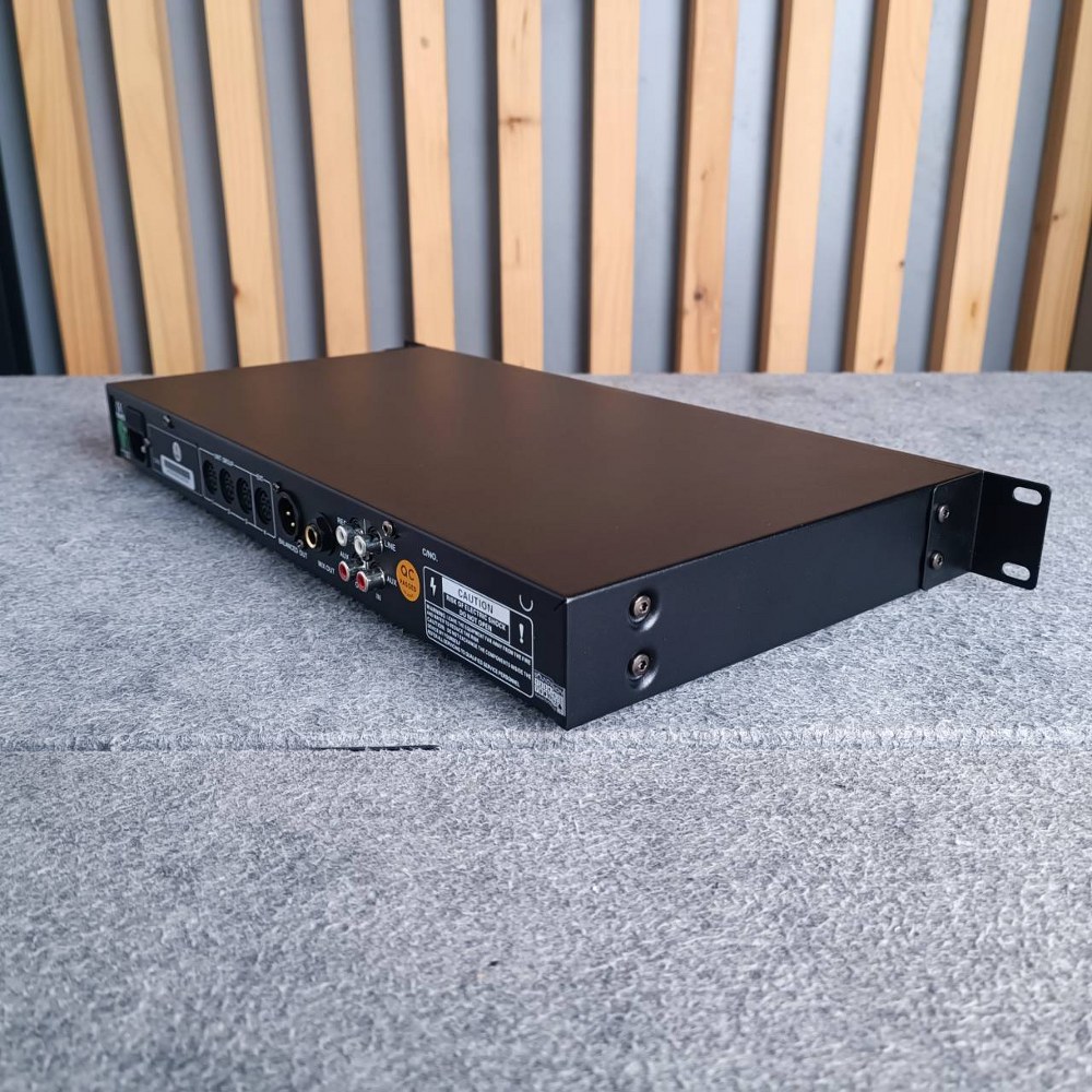 CLEARSOUND CCS-580M ตัวควบคุม CCS 580M CCS580M เครื่องควบคุมและจ่ายไฟไมค์ชุดประชุมระบบดิจิตอล เอไอ-ไพศาล