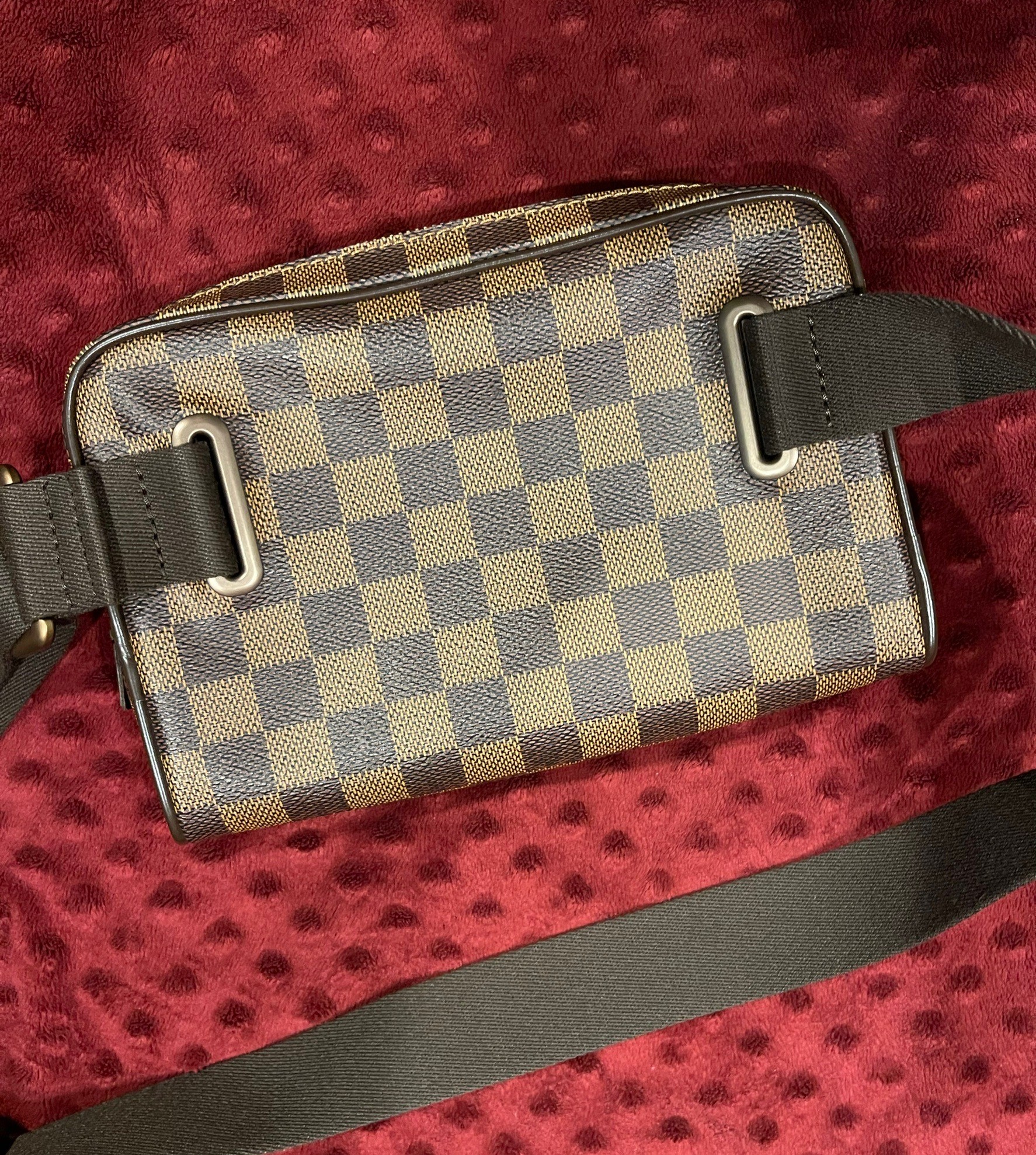 Louis Vuitton Bumbag Booklyn Damier Canvas กระเป๋าคาด-อก ของใหม่ (ไม่เคยใช้งาน)