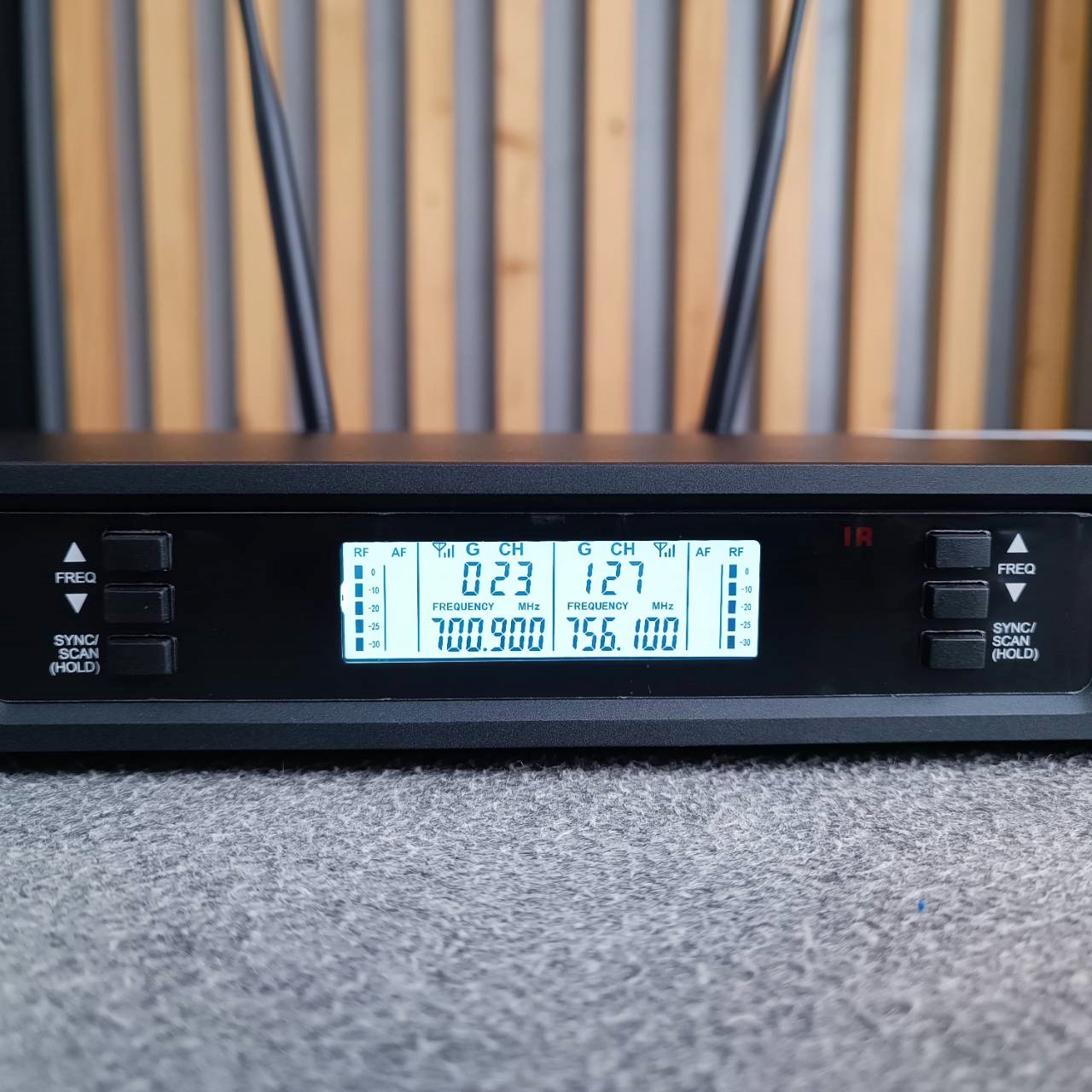 MICROTECH GM-333A ไมค์ลอยคู่ UHF ไมโครโฟนแบบ ไร้สาย ไมโคร เทค GM 333A GM333A เอไอ-ไพศาล