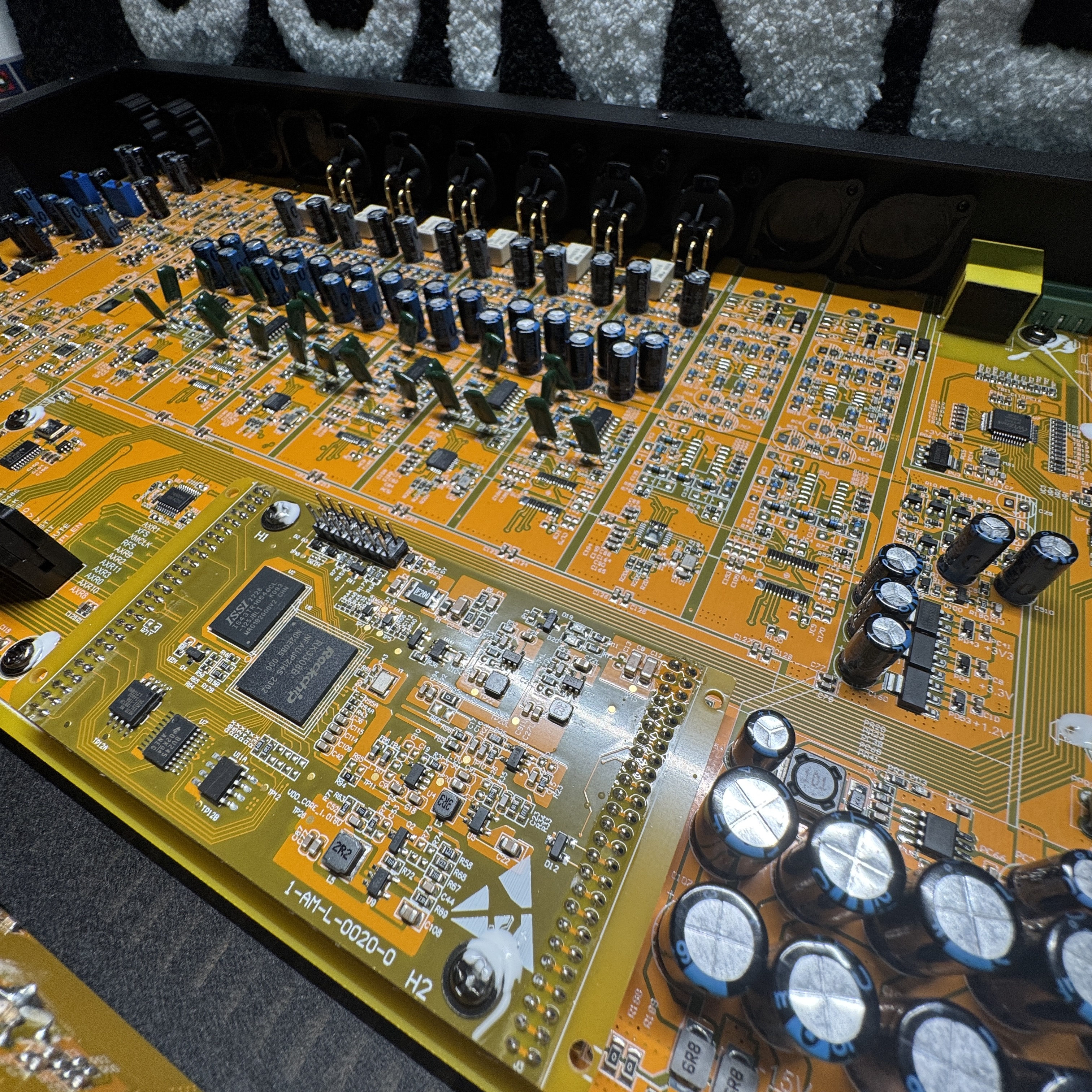 DB MARK DP926 Digital Speaker Controller ครอสโอเวอร์ดิจิตอล DriveRack ครอสโอเวอร์ ไดร์แร็ค DP 926 DP-926 เอไอ-ไพศาล