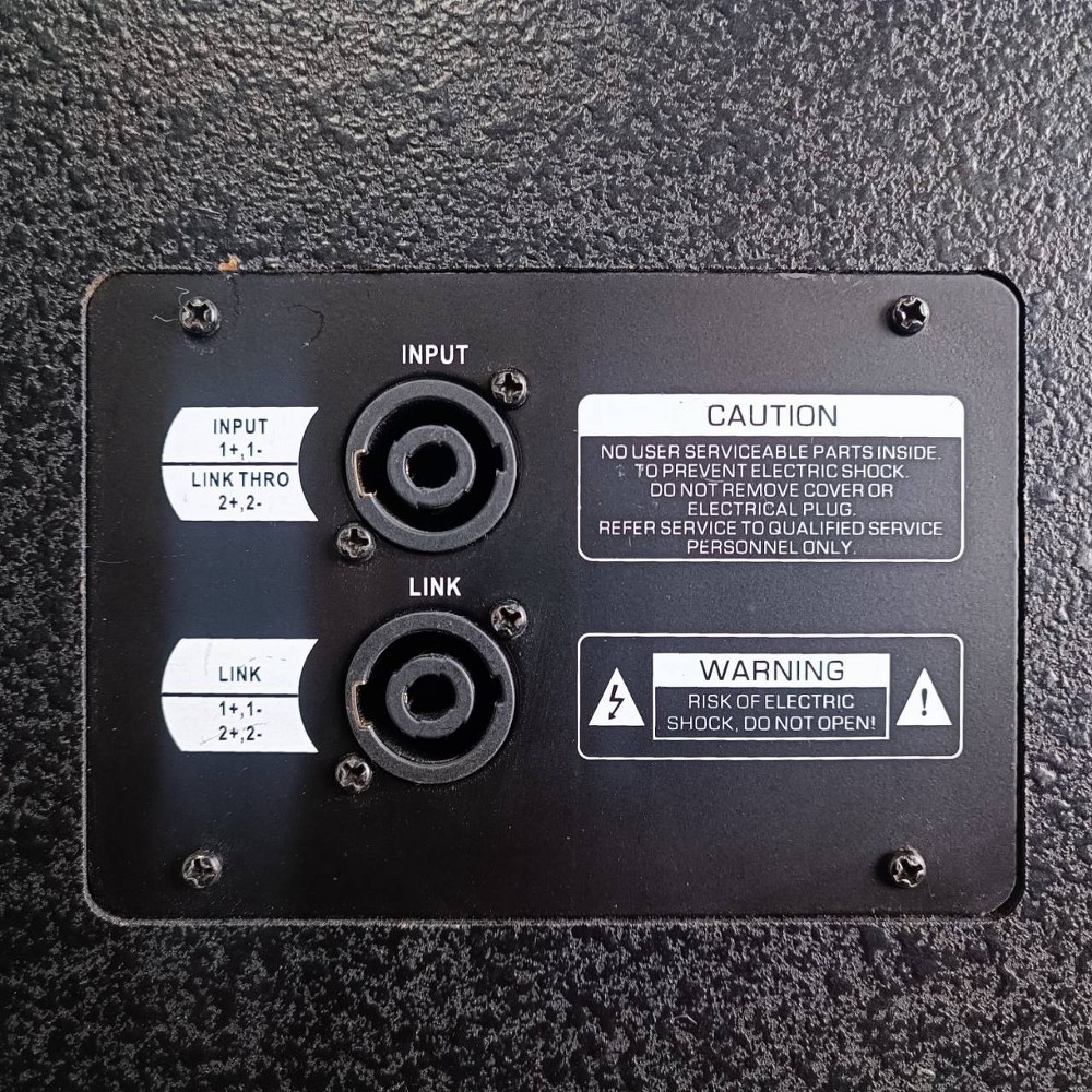 HOTROCK 18WS2 ตู้ซับ18นิ้ว ไม้MFD SUB ตู้ซับเบส 18 นิ้ว 1800 วัตต์ ตู้ลำโพง HOT ROCK ฮอทร็อค 18-WS2 18 WS2 เอไอ-ไพศาล