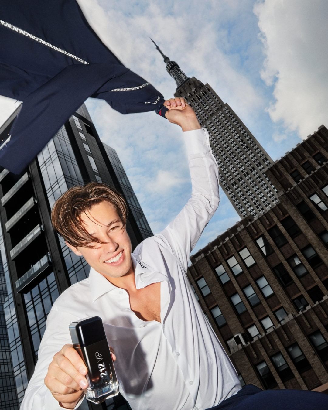 น้ำหอมแท้100% CAROLINA HERRERA 212 VIP Men Black EDP ปริมาณ 100 มล.