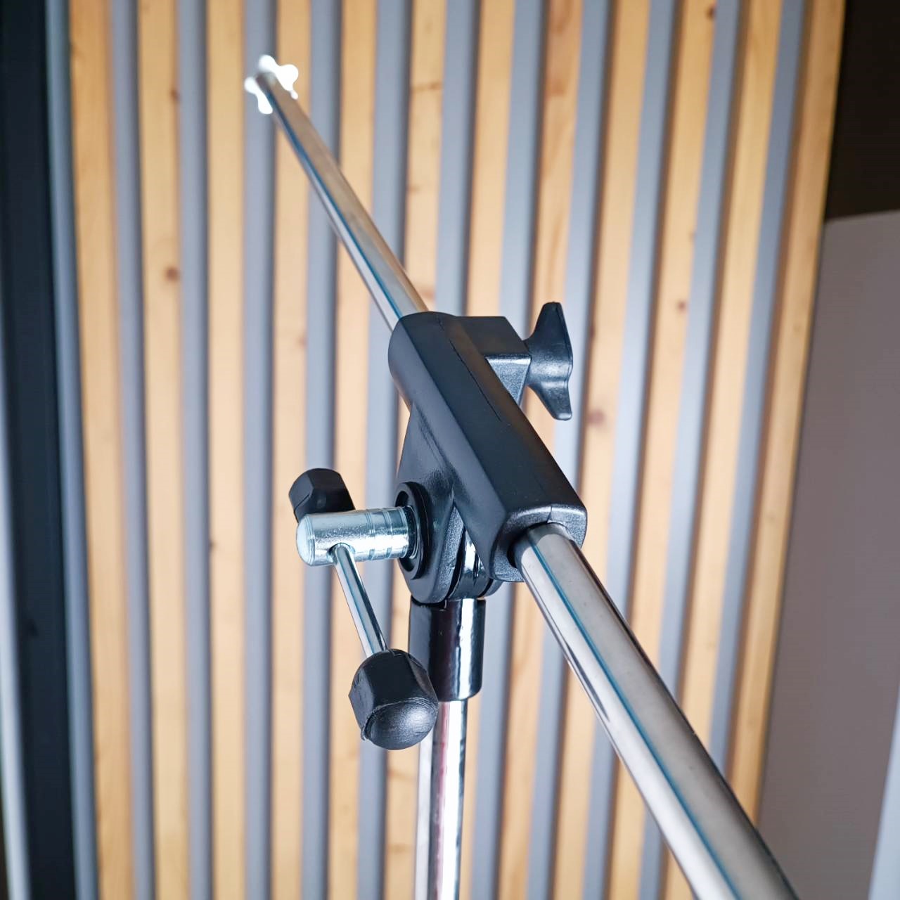 MP-S1 ขาตั้งไมค์บูม สแตนเลสแท้ ขาตั้งไมค์ตั้งพื้น ขาตั้งไมค์ ไม่มีรวมคอสวมไมค์ ขาไมค์ตั้งพื้น ขาไมค์ สแตนเลสแท้ ขาตั้ง