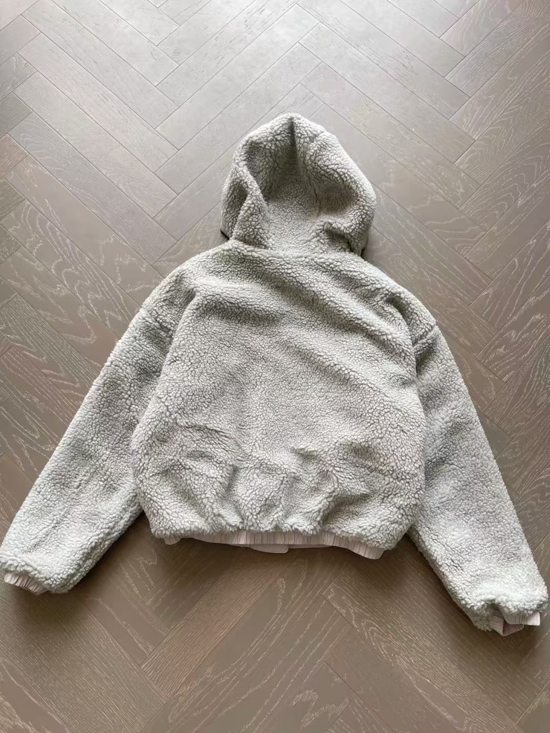 เสื้อกันหนาวมีฮู้ดใส่ได้ 2 ด้าน Canada Goose Women's Alberni Reversible Fleece Bomber Jacket มี 3 สี สินค้าใหม่ ของแท้