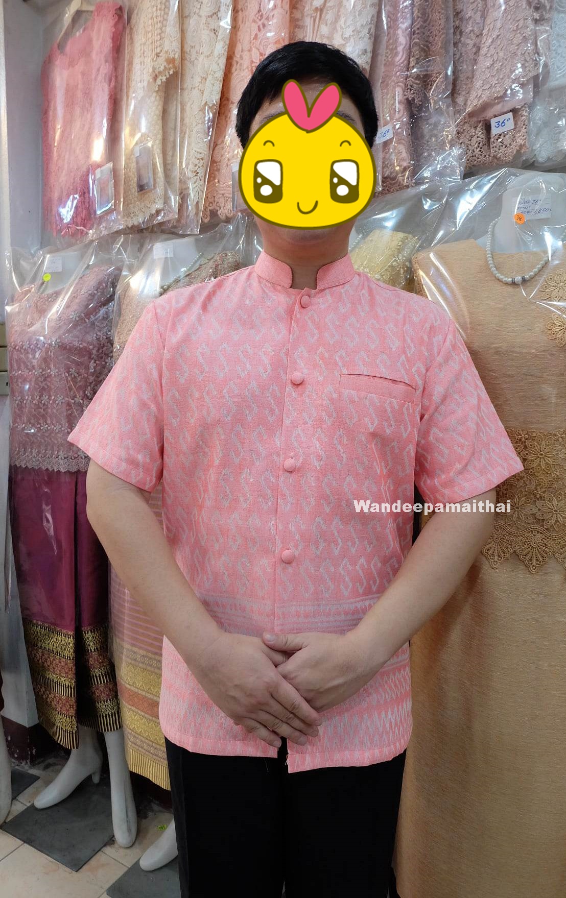 เสื้อชาย เสื้อลายขอชาย สีโอรส คอตั้ง คอพระราชทาน ผ้าลายขอ ผ้าฝ้ายย้อมคราม ผ้าทอเนื้อดีไม่ใช่ผ้าพิมพ์ลายนะคะ เบอร์ XXL