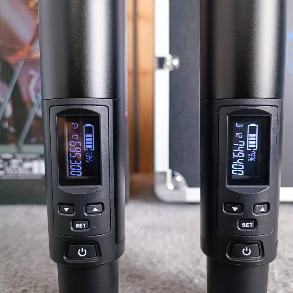 PROEUROTECH KM-D500 ไมค์ลอย UHF 4เสา ไมโครโฟน Wireless UHF ไมโครโฟนไร้สาย ไมค์ลอยคู่มือถือ โปรยูโรเทค KM D500 KMD500 เอไอ-ไพศาล