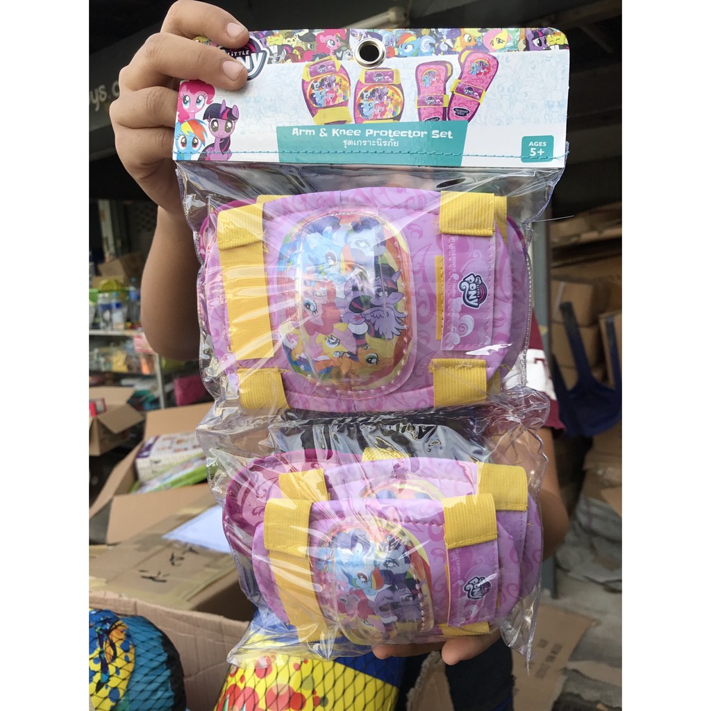 MLP9349M ชุดสนับเข่า สนับแขนโพนี่ ลิขสิทธิ์ถูกต้อง 4 ชิ้น