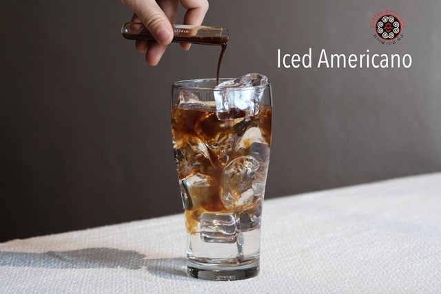 น้ำแข็งปลอม (น้ำแข็งกำลังละลายก้อนใหญ่) 1 ถุง บรรจุ 21 ก้อน