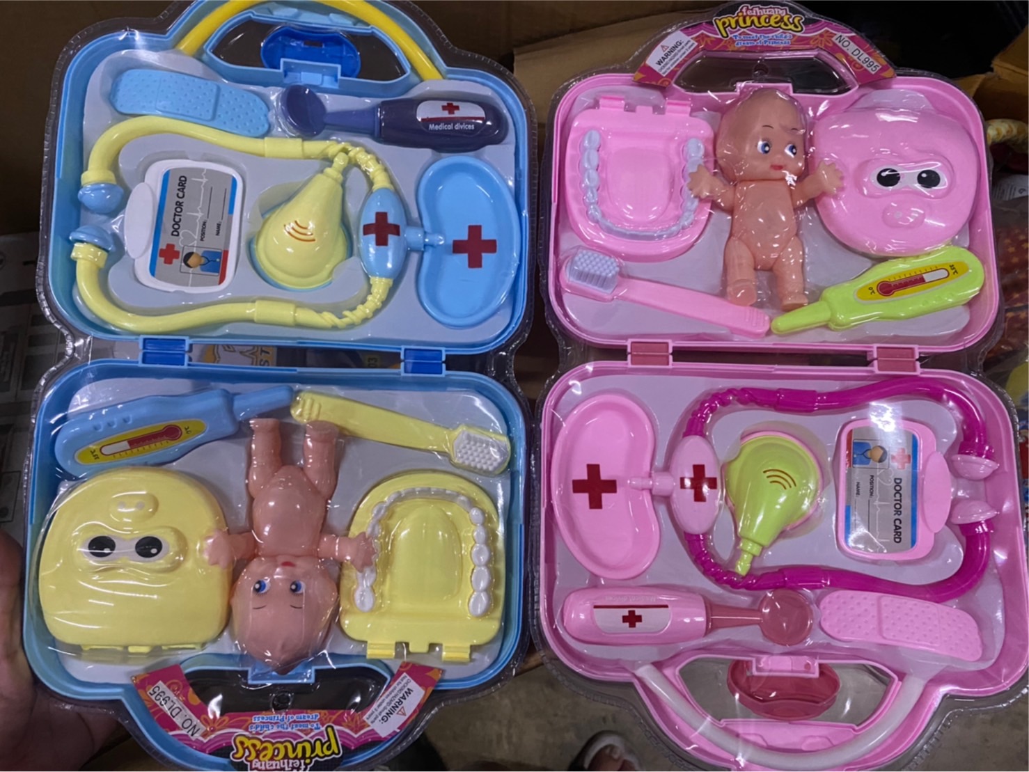 DL995 ของเล่นเด็กชุดหมอฟันกระเป๋าตุ๊กตาทารกพร้อมชุดทำฟันกระเป๋า ปลีกชิ้นละ