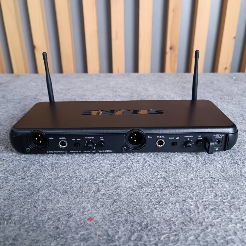 SHURE SVX188A CVL Q12 ไมค์หนีบคู่ SVX188 A CVL Q12 SVX188A/CVL ชุดไมโครโฟนไร้สายแบบหนีบปกเสื้อ ไมค์ลอย ไมค์ เอไอ-ไพศาล +++