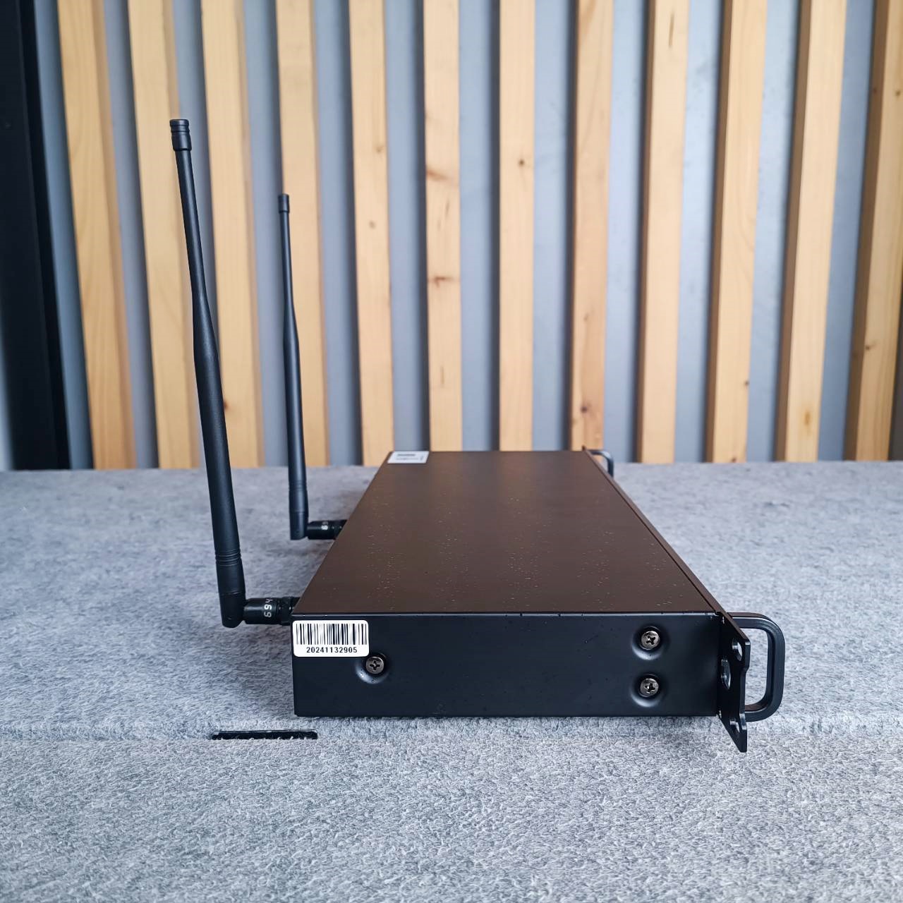 ความถี่ใหม่ กสทช E3 AT-804 ไมค์ลอยหนีบ+คาดคู่ UHF ไมค์ลอย ไมค์ลอยแบบหนีบ AT804 AT 804 ไมค์ลอยคาดคู่ เอไอ-ไพศาล