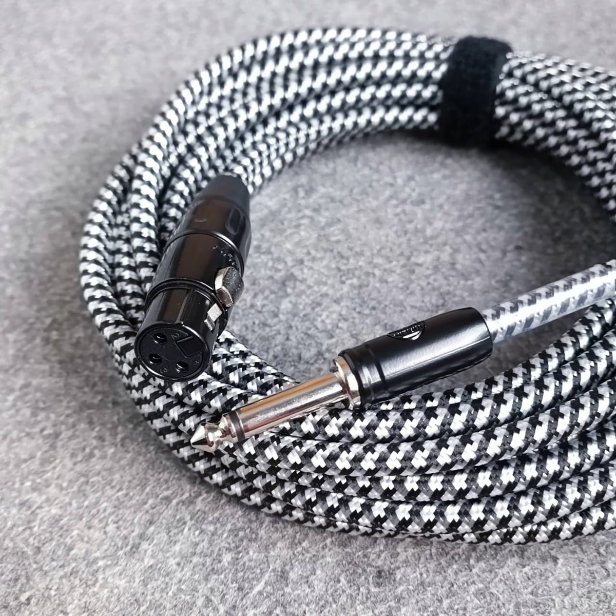 6เมตร KIRLIN XLRเมีย-phone MW-472B สายไมค์หัวสีดำ สายปลั๊กXLRเมีย-Phone สายไมค์XLRเมีย-Phone ปลั๊กCANNONเมีย-ปลั๊กไมค์MONOผู้ เอไอ-ไพศาล