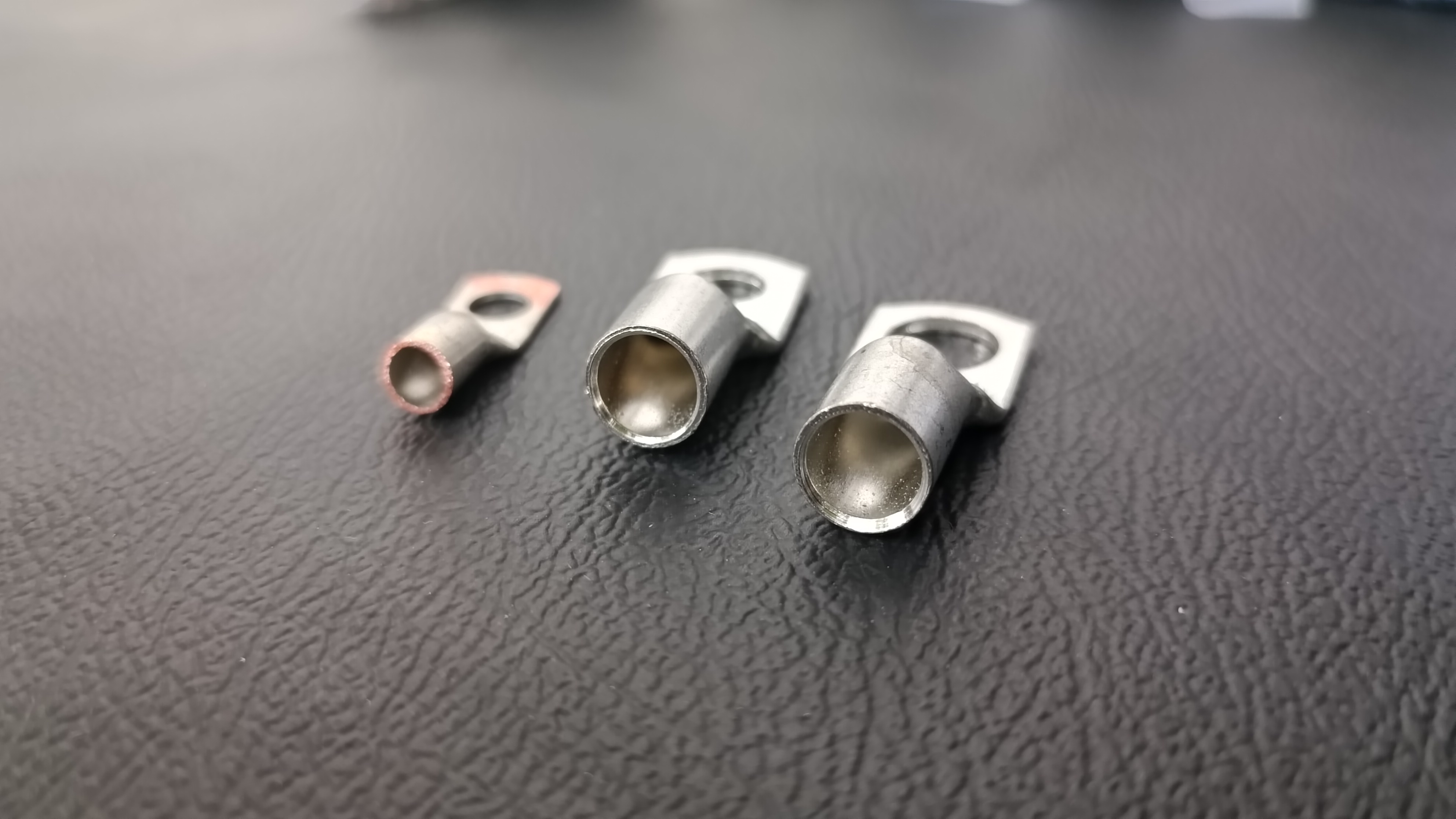 หางปลา SC หางปลาทรงยุโรป หางปลาทองแดง เคลือบนิกเกิล สำหรับเป็นจุดต่อสายไฟ งานแบตเตอรี่ งานไฟฟ้า แพ๊ค 5ชิ้น