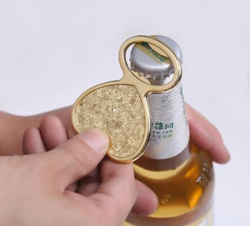 ของชำร่วยงานแต่งงาน ของที่ระลึก ที่เปิดขวด หัวใจ สีทอง แต่งกากเพชร สวยหรู ของชำร่วย แบบหรู ๆ ใช้งานได้จริง 345547