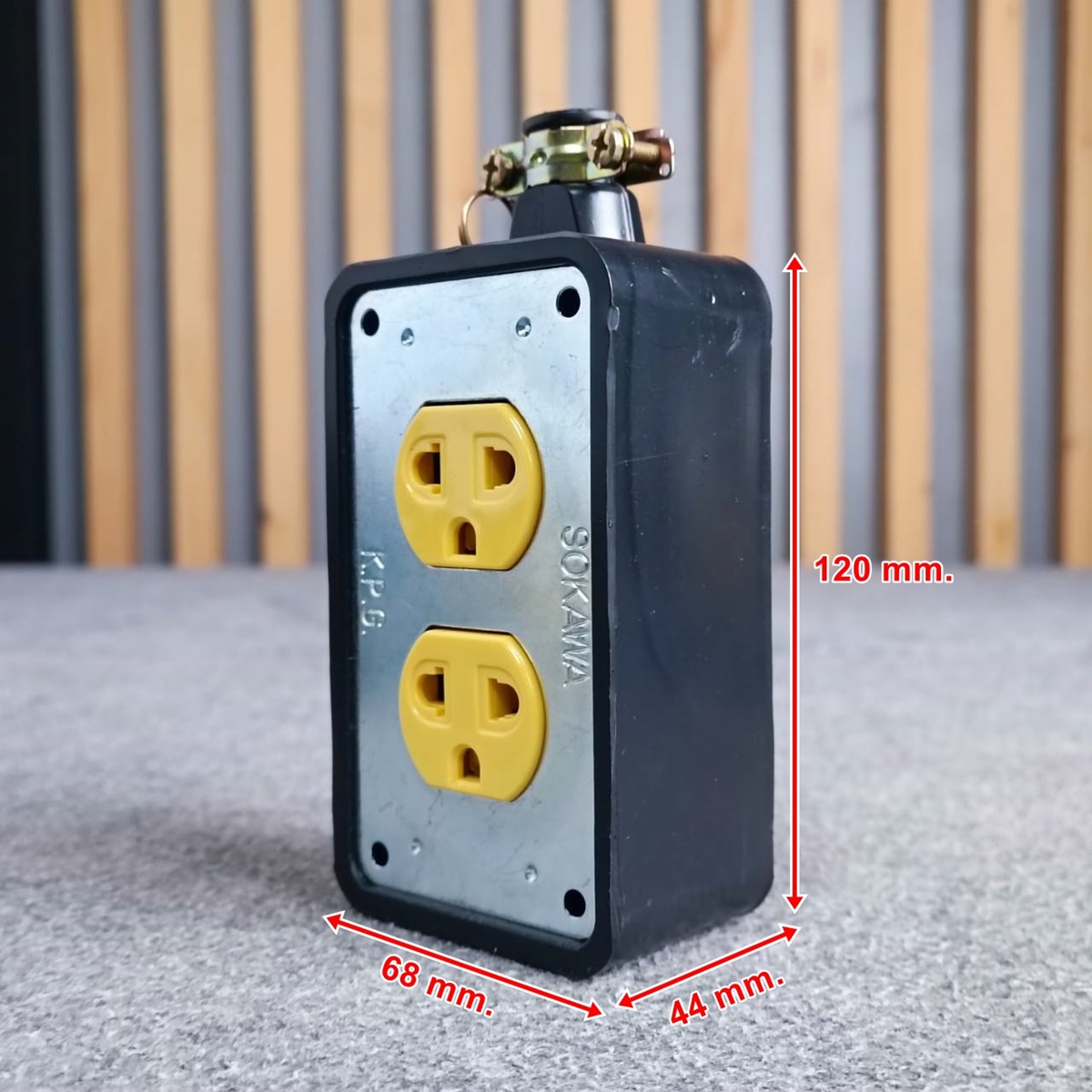 สีเหลือง บล็อคยางปลั๊กไฟ2ช่อง X-6 พร้อมเต้ารับคู่3ขา R270U-Y สีเหลือง ปลั๊กไฟ ปลั๊กพร้อมเต้ารับ เอไอ-ไพศาล