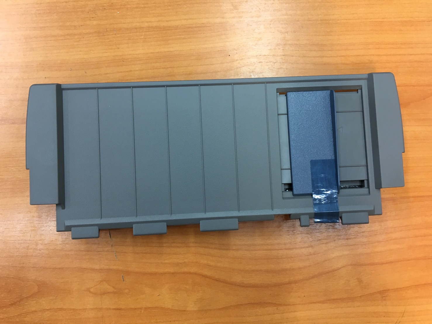EDGE GUIDE ASSY (ถาดป้อนกระดาษ A4) LQ-630