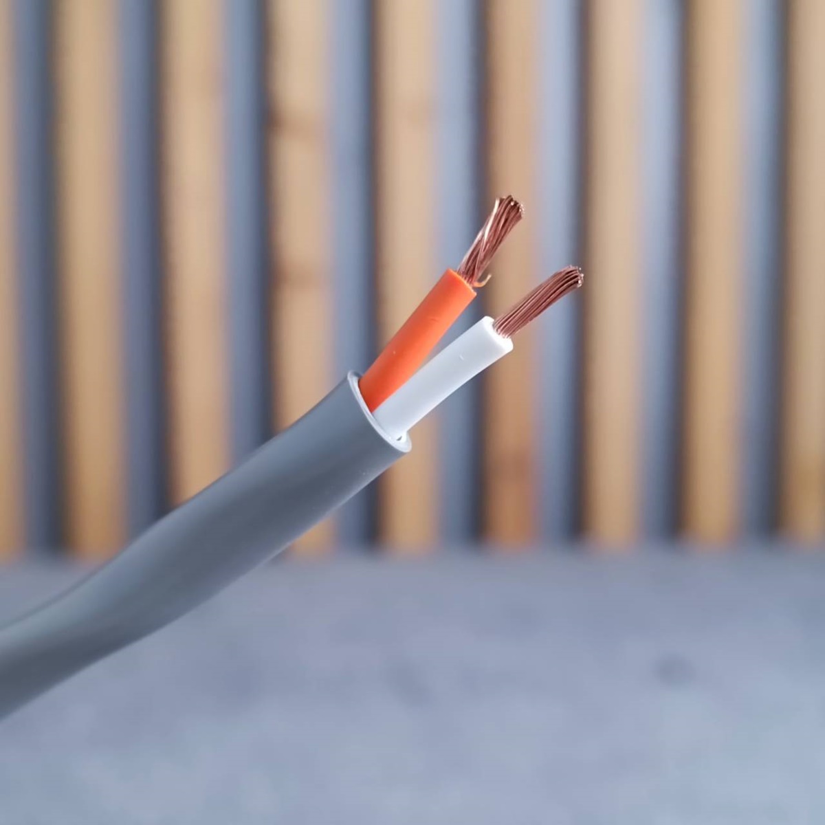 ขด2เมตร สายลำโพงCANARE 2S9F 14AWG สีเทา สายลำโพง2คอร์ ขนาด14awg ทองแดงแท้ Canare Speaker Cable 2S9F เอไอ-ไพศาล