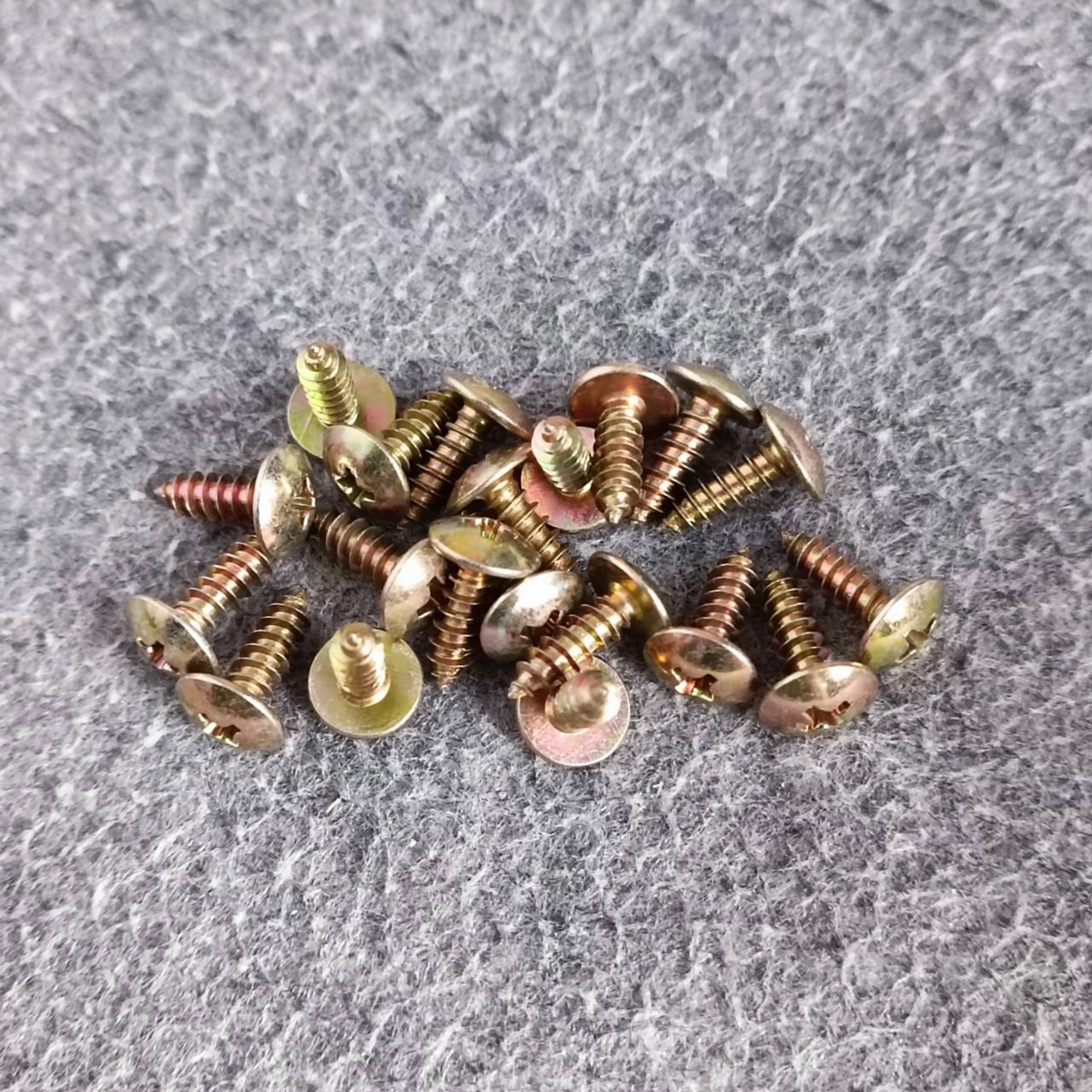 ถุง20ตัว สกรูTH 8X1/2" สกรูเกลียวปล่อย น็อต น็อตเกลียวปล่อย สกรูเกลียวปล่อย1/2นิ้ว สกรูเกลียวปล่อยหัวกลม เอไอ-ไพศาล