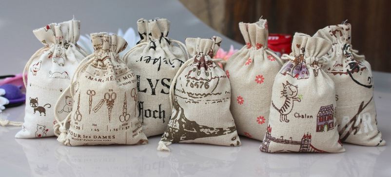 ถุงผ้ากระสอบ ถุงผ้าป่าน พิมพ์ลาย ขนาด 15X20cm ใส่ของชำร่วย เครื่องสำอางค์ ใส่ของแจก ถุงผ้าดิบ งาน Hand made สไตล์วินเทจ 49325