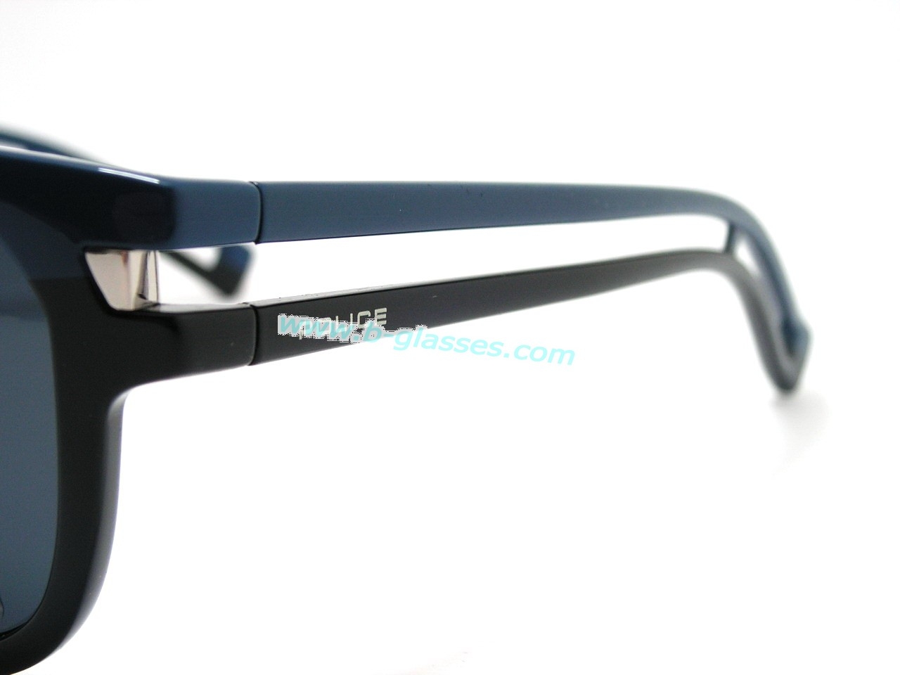 แว่นกันแดด Police ใส่เท่ห์สุดๆค่ะ ของแท้100%และถูกสุดๆ ส่งตรงจากUS.ค่ะ