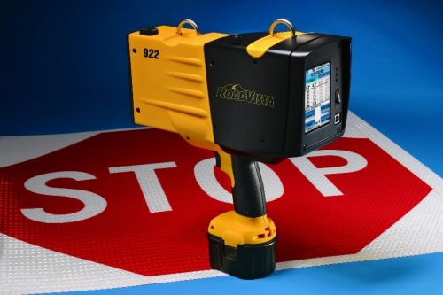 RoadVista 922 Handheld Retroreflectometer เครื่องวัดสัมประสิทธิ์การสะท้อนแสงของป้ายจราจร หรือวัสดุสะท้อนแสง_RoadVista