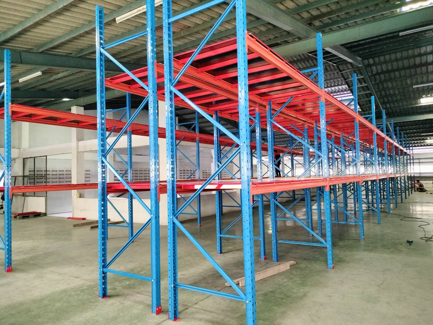 #รีวิวติดตั้งชั้นเก็บสินค้าSelectivePalletrackมือ2