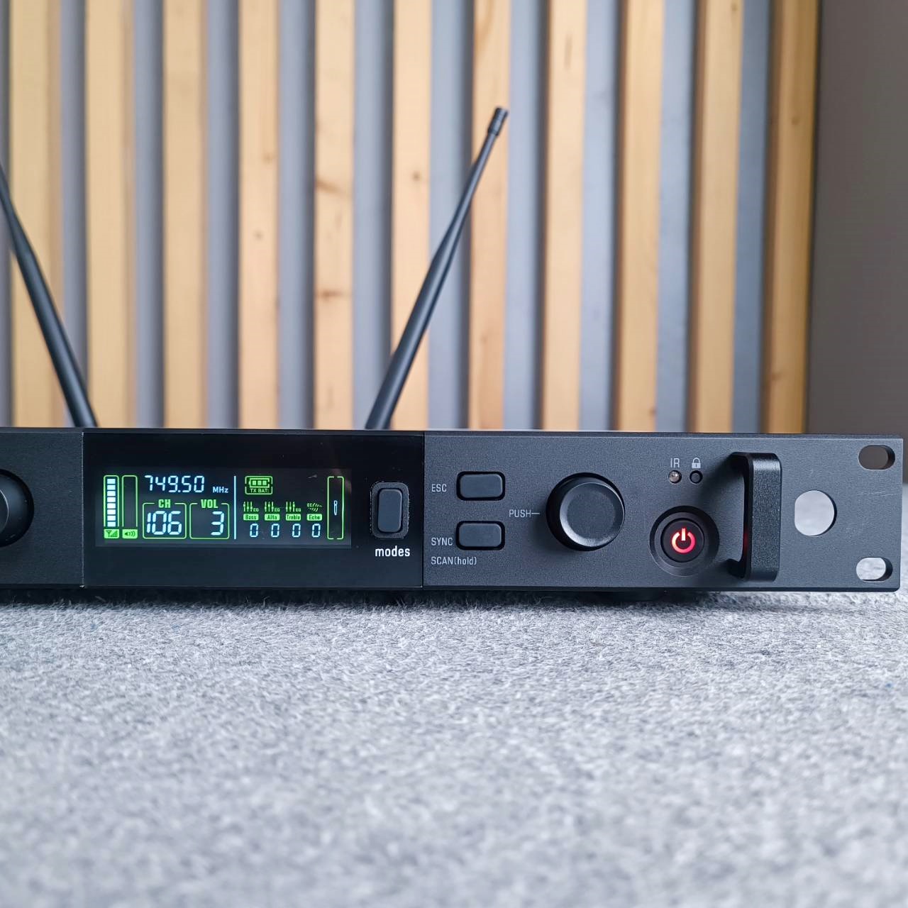 MICROTECH GM-555A ไมค์ลอยคู่ UHF MICRO TECH ไมค์โครโฟน ไมค์ลอย ไมโคร เทค GM 555A GM555A เอไอ-ไพศาล