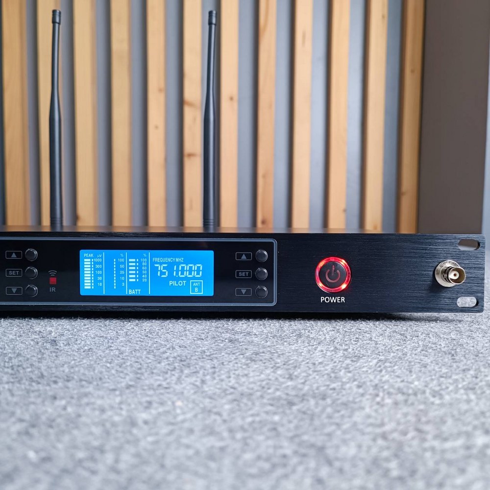 TADA U-660LV ไมค์ลอยคู่ ไมค์ลอยมือถือคู่UHF มีกระเป๋า ไมค์ลอย ไมค์คาราโอเกะ WIRELESS MICROPHONE ธาดา TA DA U 660LV TA-DA U660LV เอไอ-ไพศาล