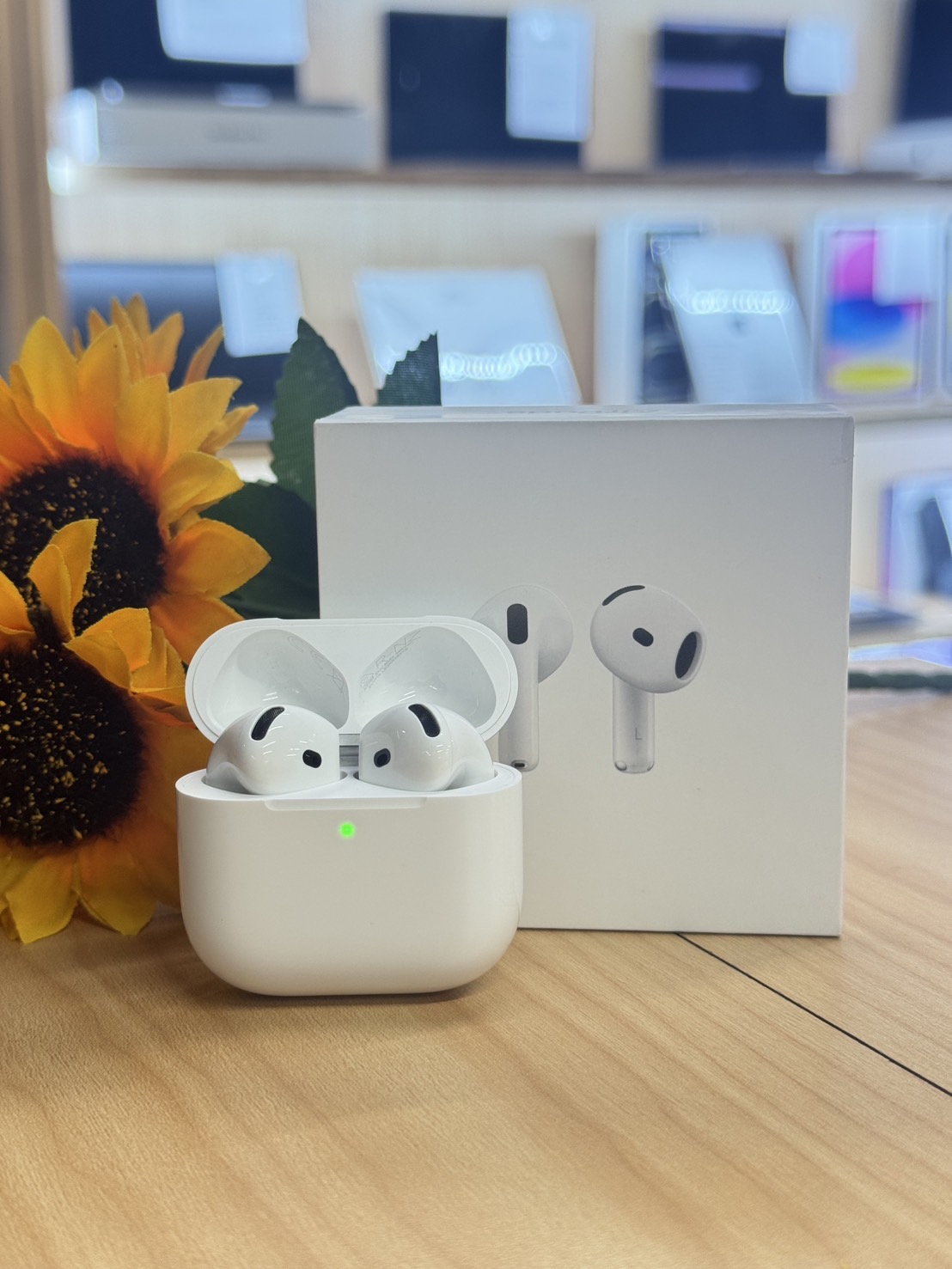🦊 Apple AirPods 4 🦊 🔥นานๆมาที AirPods 4 สภาพดี ปกศ.10เดือน ราคาสุดคุ้ม🔥