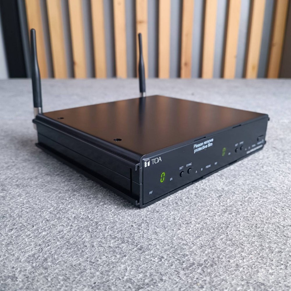 TOA WS-422 AS ไมค์ลอย ถือคู่ ย่าน UHF ความถี่ตอบสนอง 80 Hz - 15,000 Hz ติดตั้งสะดวกรวดเร็วใช้งานง่าย ใช้ถ่าน AA WS 422 AS WS422 AS WS 422AS WS422AS เอไอ-ไพศาล