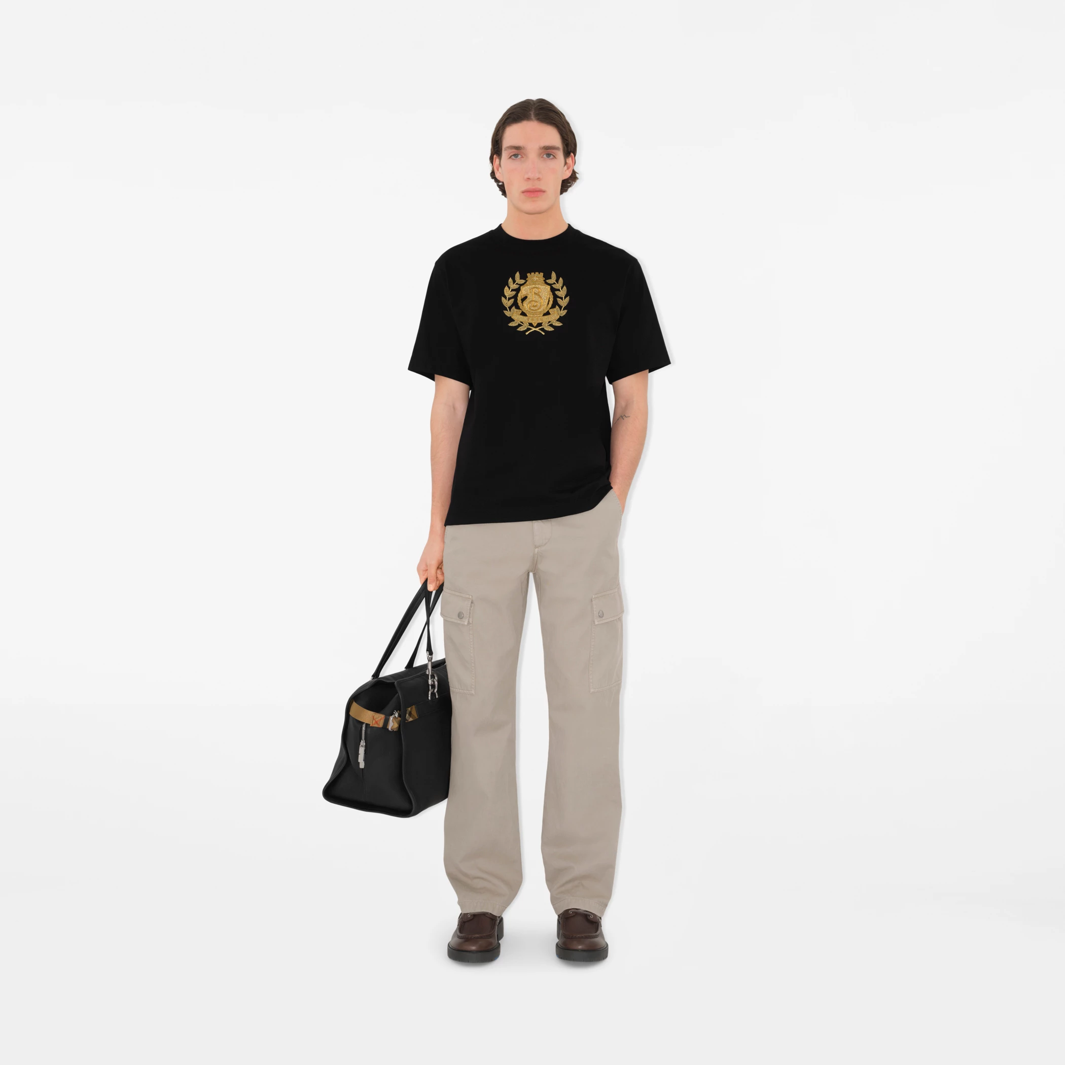do** เสื้อยืด Burberry B Crest Cotton T-shirt ใส่ได้ ชายหญิง สินค้าใหม่ ของแท้