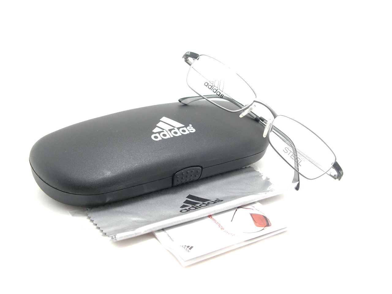 หมดแล้วค่ะ+++กรอบแว่นสายตา Adidas !!!แบรนด์ดังเลยค่ะ ของแท้และถูกที่สุด ส่งตรงจากUS.ค่ะ