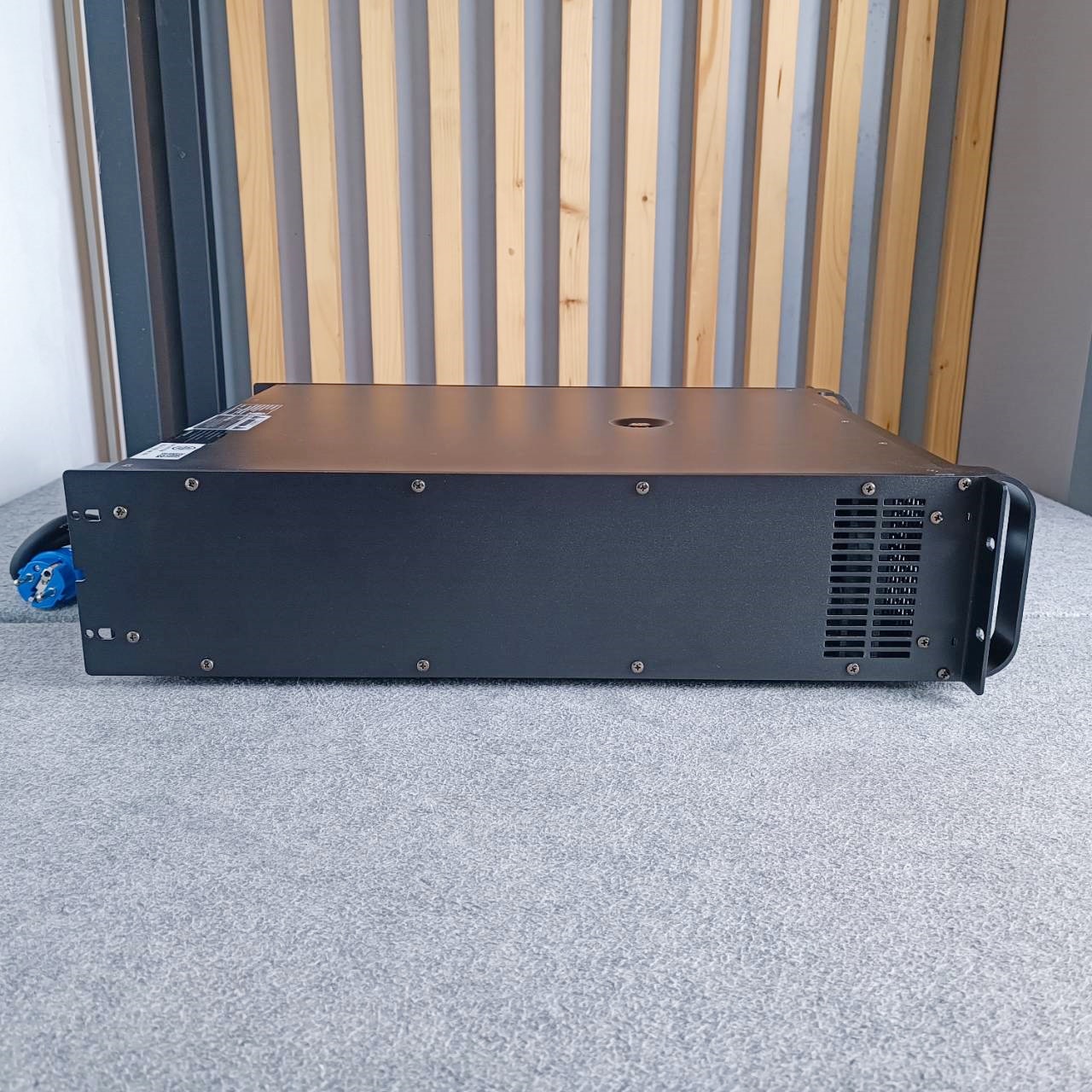 PROEUROTECH 41100Q POWERAMP4CH รุ่นใหม่มีจอ เพาเวอร์แอมป์ 4ch เครื่องขยายเสียง กำลังขยาย 1100 วัตต์ 41100 Q เอไอ-ไพศาล