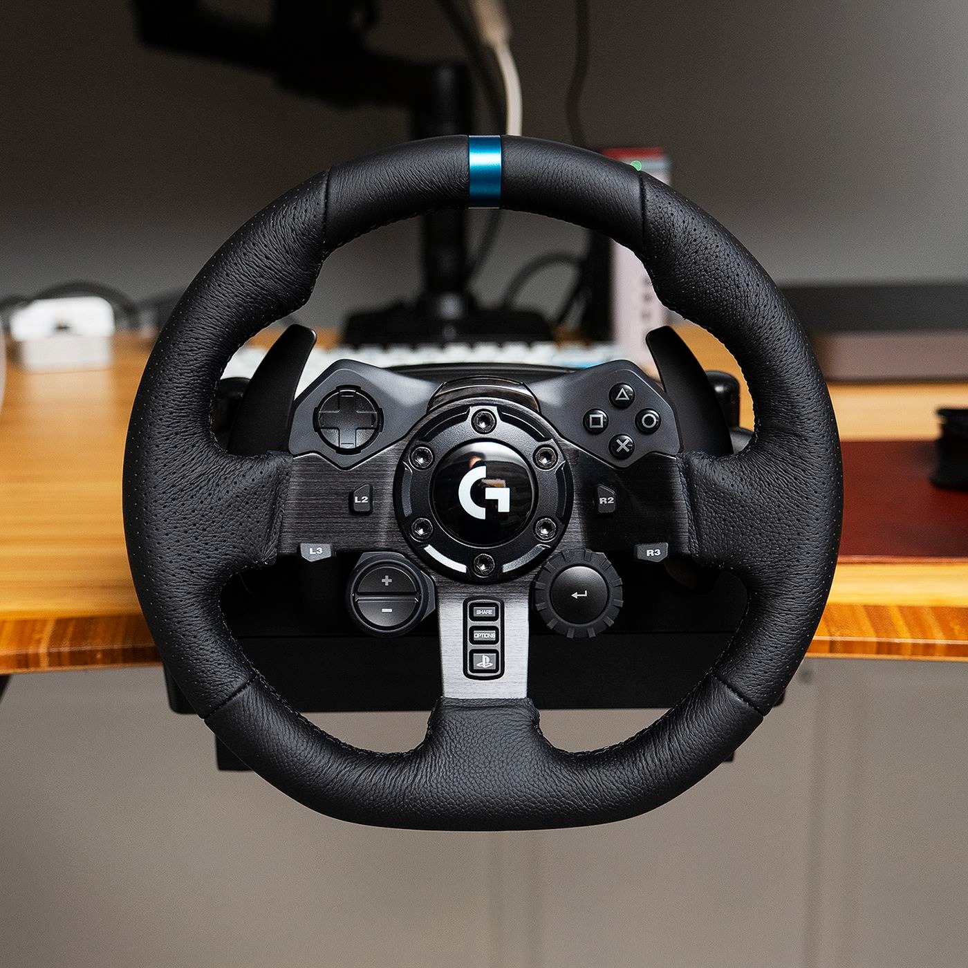 Logitech - G923 Racing Wheel และ Pedals (ประกันศูนย์ไทย)