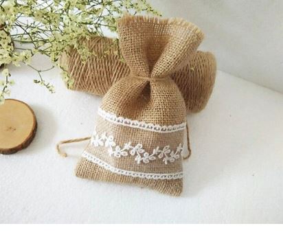 ถุงผ้ากระสอบ ขนาด 10x15 cm ตกแต่งด้วยลูกไม้ แบบน่ารัก ๆ ถุงผ้า สไตล์วินเทจ ตกแต่งงานแต่งงาน 596705