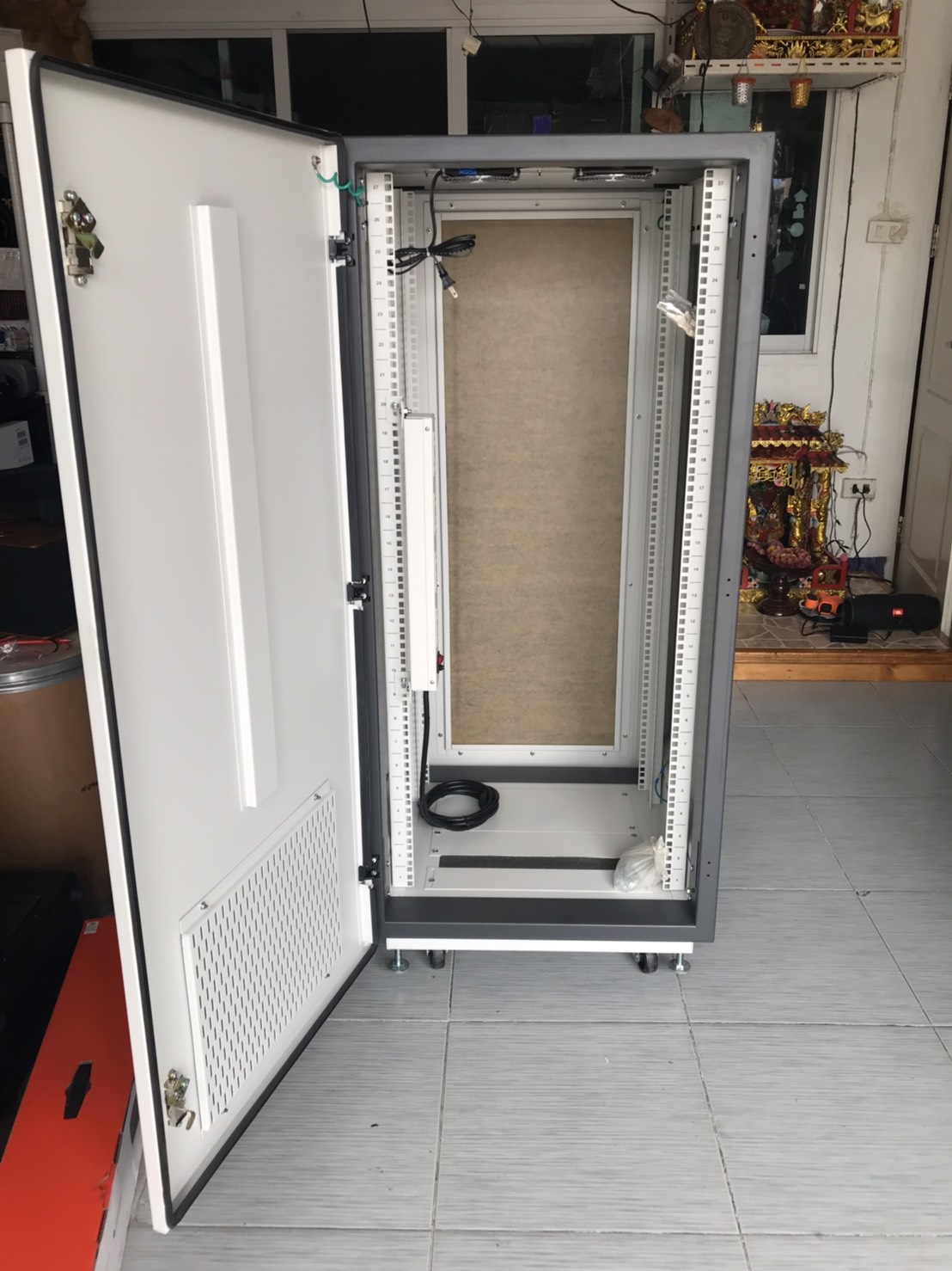 PM-6827ตู้19" HIGH QUALITY EXPORT RACK 27U (60x80 cm.) สูง 139 cm.