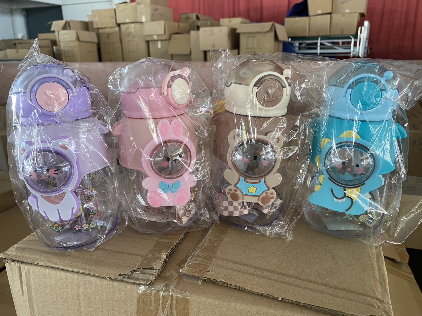 0823024 ของใช้เด็ก กระบอกน้ำ กระติกน้ำลายการ์ตูน กระติกน้ำเด็ก ปลีกชิ้นละ