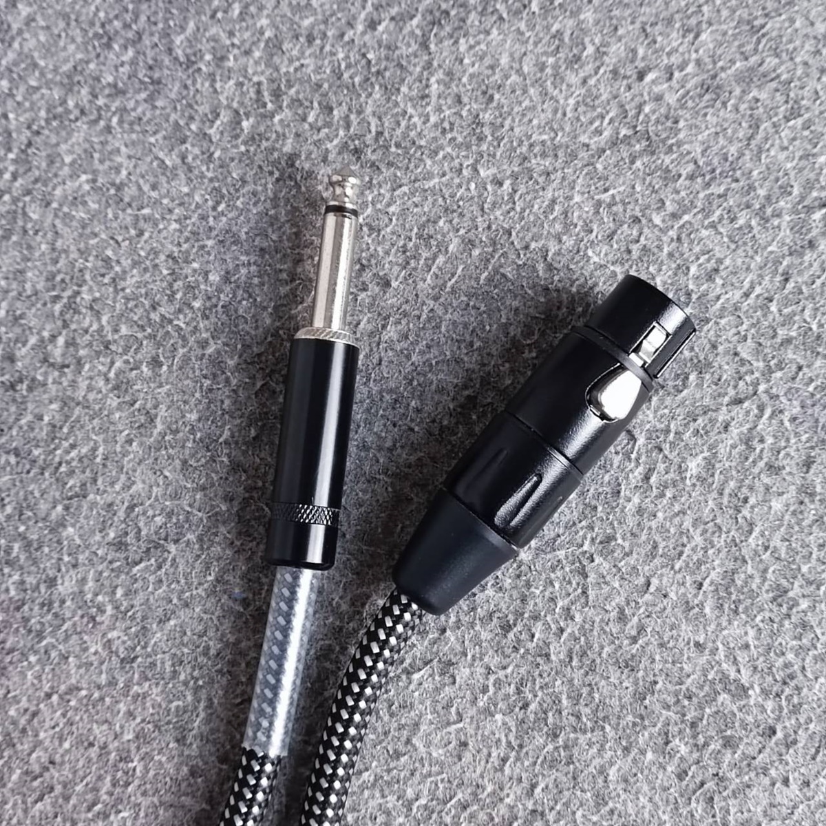 10เมตร KIRLIN XLRเมีย-phone MW-472B สายไมค์หัวสีดำ สายปลั๊กXLRเมีย-Phone สายไมค์XLRเมีย-Phone ปลั๊กCANNONเมีย-ปลั๊กไมค์MONOผู้ เอไอ-ไพศาล